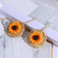Korean Long Geometric Sunflower Rattan Flower Earrings Female Retro Vintage Earrings Wholesale main image 4