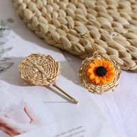 Korean Long Geometric Sunflower Rattan Flower Earrings Female Retro Vintage Earrings Wholesale main image 5