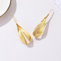 New Fashion Exaggerated Metal Twisted Earrings Wholesale main image 6