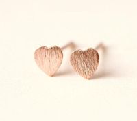 New Simple Peach Heart Earrings Alloy Plating Classic Love Earrings Wholesale main image 3