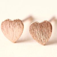 New Simple Peach Heart Earrings Alloy Plating Classic Love Earrings Wholesale main image 5
