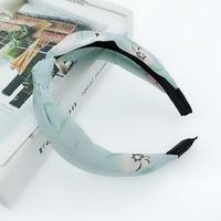 New Hair Accessories Korean Cloth Cross Solid Color Printing Knotted Wide-edge Cheap Headband Wholesale sku image 1