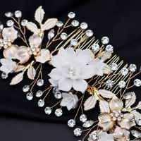 New Flowers Handmade Hair Comb Thin Alloy Hair Accessories Bride&#39;s Veil Tray Hair Insertion Comb main image 4