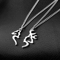 New Fashion Antlers Necklace Valentine&#39;s Day Christmas Gift Elk Love Stitching Couple Necklace Clavicle Chain main image 4