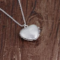 New Fashion Necklace Creative Warm Gift Luminous Hollow Diamond Love Necklace main image 4