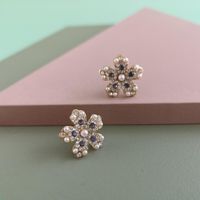 New Fashion Flowers Simple Diamond Earrings For Women Wholesale main image 5