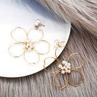 5041151 Han Zhi Shang Europäische Und Amerikanische Neue Blumen Perlen Ohrringe Kreative Retro Einfache Gänseblümchen Blumen Ohrringe main image 1