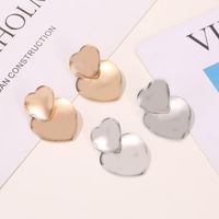 New Fashion Metal Sweet Double Peach Heart Earrings Love Heart Earrings For Women Wholesale main image 3