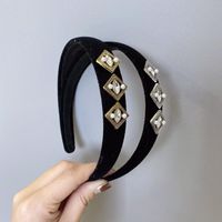 Korean New Fashion Simple Alloy Diamond Box Fine-edged Cheap Headband Wholesale main image 3