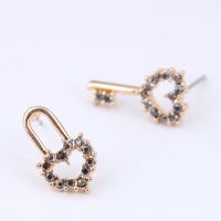 Mode Coréenne Douce Ol Concis Serrure À Clé Asymétrique Boucles D'oreilles Yiwu Nihaojewelry En Gros sku image 1