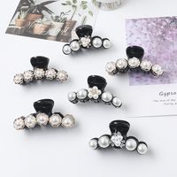 New Fashion Pearl Hair Clip Acrylic Diamond Clamp Flower Ponytail Hair Clip Wholesale main image 3
