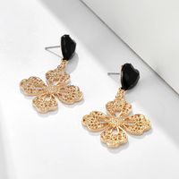 New Fashion Simple Zircon Love Flower Earrings For Women Wholesale main image 4