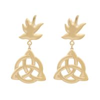 New Fashion Metal Pineapple Shape Earrings Retro Simple Gold Alloy Earrings Wholesale sku image 1