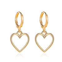 Style Européen Et Américain Vente Chaude Boucles D'oreilles Simple Creux En Forme De Coeur Boucles D'oreilles Frais Tous Les-correspondant Métal De Coeur De Pêche Oreille Clip D'une Seule Pièce Dropshipping main image 6