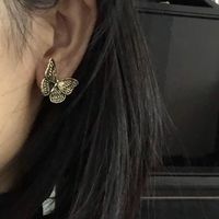 New Fashion Bronze Retro Design Sense Flower Butterfly Dark Earrings Wholesale main image 1