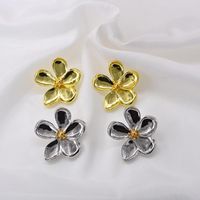 New Fashion Five-leaf Petal Earrings Wholesale main image 1