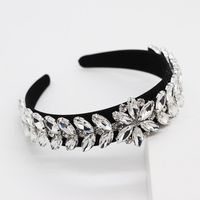 Baroque Fashion Headband Leaf Tassel Inlaid Glass Diamond Color Diamond Wide-brimmed Headband main image 6