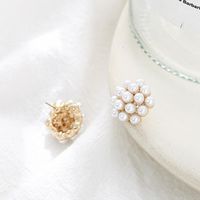 Korean New Fashion Irregular Pearl Ball Retro Earrings Nihaojewelry Wholesale main image 4