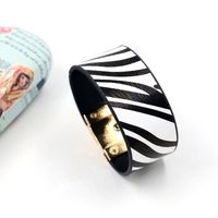 Europäischer Und Amerikanischer Neuer Schmuck Zebra Muster Pu Leder Persönlichkeit Frauen Breites Armband Armband Mehrfarbiges Damen Armband Großhandel main image 5