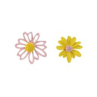 Korean New Fashion Hollow Daisy Flower Earrings Nihaojewelry Wholesale sku image 2