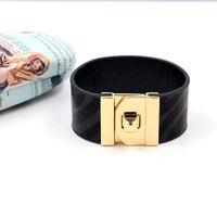 Européen Et Américain Nouveau Accessoires Zebra Motif Pu Cuir Personnalisé De Femmes Large Bracelet Multi-couleur Socialite Bracelet En Gros sku image 2