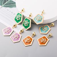 New Fashion Geometric Diamond-set Pearl Earrings Retro Alloy Dripping Earrings main image 1