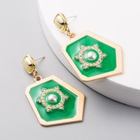 New Fashion Geometric Diamond-set Pearl Earrings Retro Alloy Dripping Earrings sku image 3