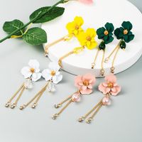 Korean Summer New Fashion Flower Crystal Long Tassel Alloy Diamond Earrings main image 1