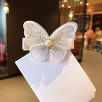 New Fashion Three-dimensional Embroidery Butterfly Cheap Hairpin Wholesale sku image 1