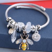 Mode Métal Sauvage Pan Dl Abeille Douce Multi-élément Pendentif Accessoires Bracelet Nihaojewelry Gros sku image 3