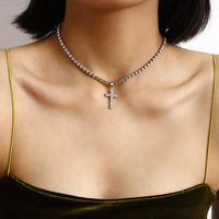 New Simple Item Decorated With Diamond Cross Short Clavicle Necklace Female main image 5