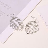 New Fashion Ethnic Style Retro Hollow Leaves Banana Leaf Earrings For Women Wholesale main image 4