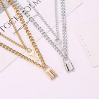 Commerce Extérieur Nouveau Collier Hip Hop Tête De Verrouillage Clé En Métal Pendentif Collier Collier Exagérée Épaisse Chaîne Double Couche Collier main image 3