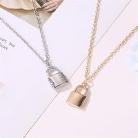 New Necklace Jewelry Simple Fashion Metal Plating Lock Necklace Necklace Clavicle Chain Wholesale main image 4