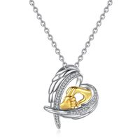 New Fashion Big Hands Holding Small Hands Mother&#39;s Day Necklace Angel Wings Heart-shaped Necklace Wholesale main image 2
