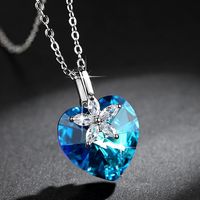 New Fashion Simple Heart-shaped Crystal Necklace For Women Wholesale main image 4