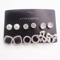 New Fashion Set With Rhinestone Flowers And Pearl Earrings 6 Pieces Set Wholesale sku image 2