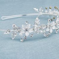 Korean Simple  Pearl Handmade Hair Band Alloy Flower Crown Bride Wedding  Headdress Nihaojewelry Wholesale main image 5