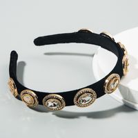 Korean Fashion New  High-grade Velvet Multi-layer Rhinestones Inlaid Pearl Headband Retro Pressure Hair Band Nihaojewelry Wholesale main image 5