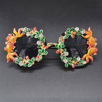 2020 Personal Isierte Mode Sonnenbrille Barock Retro Hohle Geschnitzte Kleine Fisch Sonnenbrille Blume Schmetterling Strand Brille main image 5