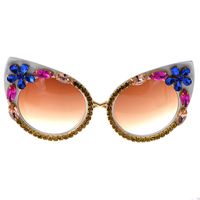 New Fashion Simple  Large Frame Retro Cat Eye Diamond Sunglasses Female Tide  Sunglasses Sunscreen Shade Glasses Nihaojewelry Wholesale sku image 2