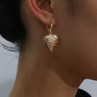 Jewelry Wild Butterfly Opening Geometric Earring Temperament Short Heart-shaped Imitation Pearl Pendant Ear Clip main image 6