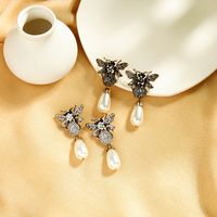 Advanced Retro Alloy Earrings S925 Silver Needle Insect Earrings Female Personality Wild Pearl Earrings Wholesale main image 5