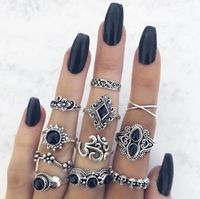 Bohemian Retro Flower Ring 11 Piece Set Hollow Carved Black Gem Joint Ring New Wholesale Nihaojewelry main image 1