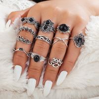 Bohemian Retro Flower Ring 11 Piece Set Hollow Carved Black Gem Joint Ring New Wholesale Nihaojewelry main image 3