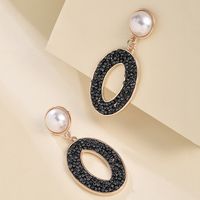 Fashion Bead Earrings Boho Creative Geometric Oval Hollow Pearl Earrings Wholesale Nihaojewelry main image 3