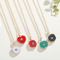 New Color Eye Pendant Necklace Nihaojewelry Wholesale Imitation Natural Stone Love Resin Necklace Yiwu main image 1