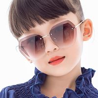 Neue Rahmenlose Polygonale Kinder Sonnenbrille Mit Geschnittenen Kanten Unregelmäßig 2020 Neue Modische Bunte Sonnenbrille Für Jungen Und Mädchen main image 1