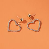 New Style Love Earrings Sweet Heart-shaped Hollow Earrings Girl Heart Diamond Peach Heart Earrings Wholesale Nihaojewelry main image 4