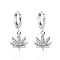 New Style Earrings Personalities Inlaid Diamond Tree Leaf Earrings Temperament Short Paragraph Maple Leaf Earrings Wholesale Nihaojewelry sku image 2